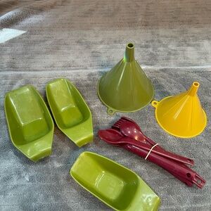 Vintage Elemental Shop Spoons Red & Funnels Avocado Green Yellow Measuring Cups